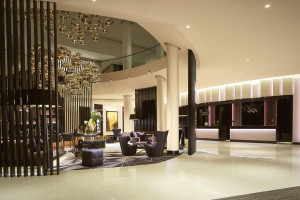  Vacation Hub International | Hilton Tallinn Park Lobby