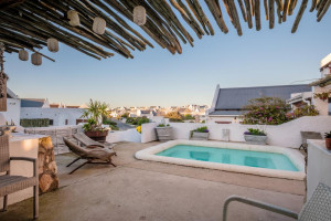 Vacation Hub International | The Smugglers cottage Lobby
