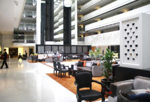  Vacation Hub International | Concorde Hotel Singapore Lobby