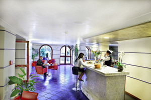  Vacation Hub International | Lloyd's Baia Hotel Lobby