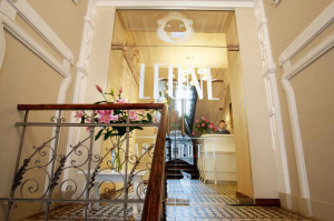  Vacation Hub International | Leone Aparthotel Lobby