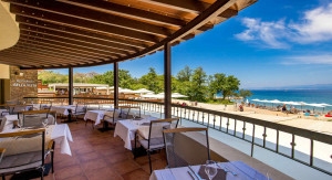  Vacation Hub International | Blue waves Resort Lobby