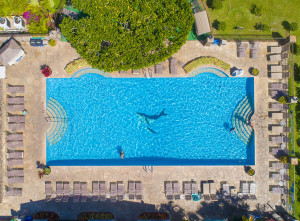  Vacation Hub International | Aston Maui Hill Resort Lobby
