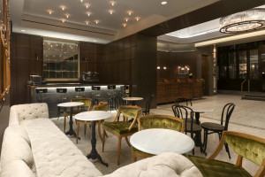  Vacation Hub International | Hotel Belleclaire Lobby