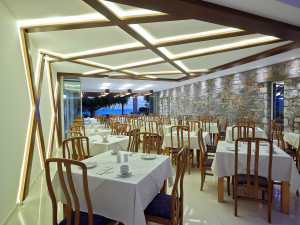  Vacation Hub International | Eleftheria Hotel Lobby