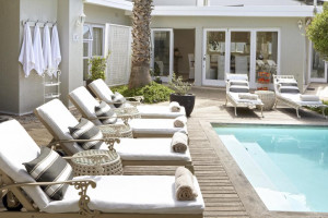  Vacation Hub International | Leisure Isle Lodge Lobby