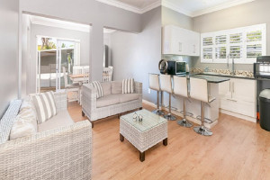 Vacation Hub International | Harties@Sea Lobby