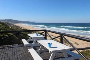  Vacation Hub International | The Dunes 62 Lobby