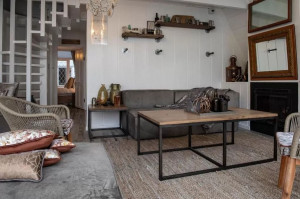  Vacation Hub International | SALT Boutique Guesthouse Lobby