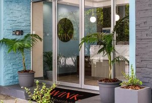  Vacation Hub International | WINK Foreshore Lobby