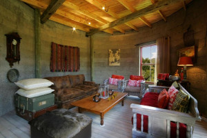  Vacation Hub International | Fairview Estates Lobby