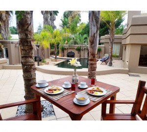  Vacation Hub International | Oudtshoorn Guest House Lobby