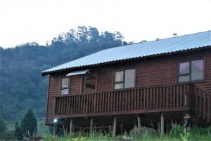  Vacation Hub International | Valley View Log Home @ Rocklog Farm Lobby