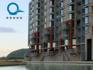  Vacation Hub International | Quayside 102 Durban Point Waterfront Lobby