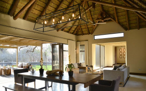  Vacation Hub International | Lion Sands - Tinga Lodge - Hi’Nkweni Villa Lobby