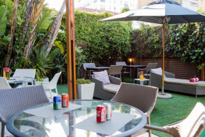  Vacation Hub International | The One 8 Hotel - Three Anchor Bay Cape Town Lobby