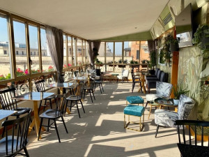  Vacation Hub International | Hotel Tritone Lobby