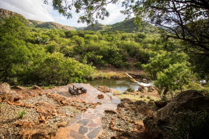  Vacation Hub International | Rivendell Trout Estate Lobby