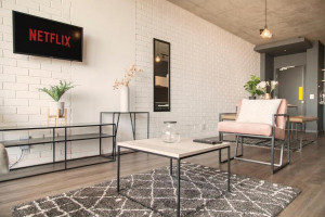  Vacation Hub International | Wex 1 Apartments Lobby