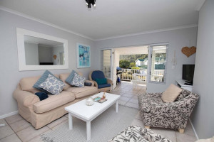  Vacation Hub International | 44 Riverclub Villas Lobby