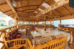  Vacation Hub International | Sunrise Remal Beach Resort Lobby
