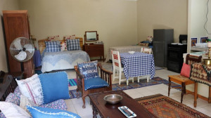  Vacation Hub International | Mia's Accommodation Lobby