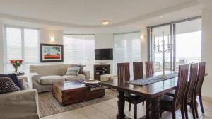  Vacation Hub International | Hibernian Towers 505 Lobby