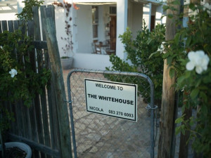  Vacation Hub International | The Whitehouse Lobby