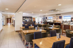  Vacation Hub International | Holiday Inn Express Birmingham Star City, an IHG Hotel Lobby