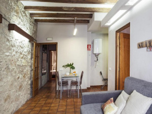  Vacation Hub International | AinB Las Ramblas-Guardia Apartments Lobby