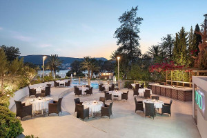  Vacation Hub International | DoubleTree by Hilton Bodrum Isıl Club Resort Lobby