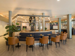  Vacation Hub International | Best Western Amsterdam Lobby