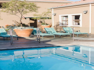  Vacation Hub International | Mercure Hotel Bedfordview Lobby
