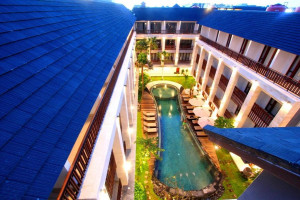  Vacation Hub International | Grand La Walon Hotel Lobby