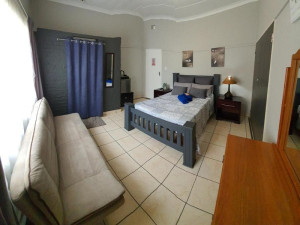 Vacation Hub International | Sleepover @194 Lobby