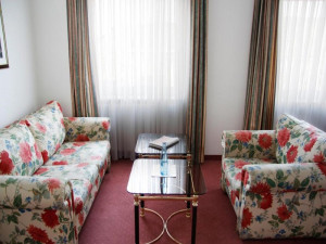  Vacation Hub International | Centro Hotel Royal Lobby