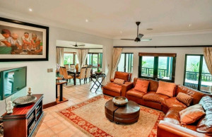  Vacation Hub International | Zimbali 28 Club Drive Lobby