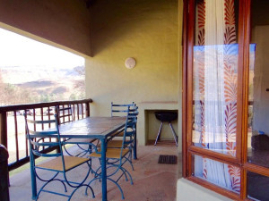  Vacation Hub International | 124 Fairways Drakensberg Gardens Lobby