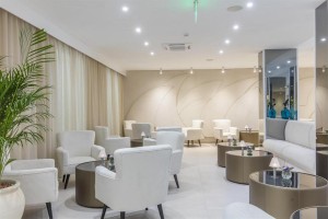  Vacation Hub International | Aminess Bellevue Village Lobby