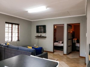  Vacation Hub International | Woodii Guest House Lobby