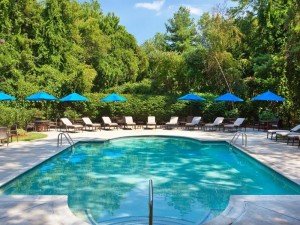  Vacation Hub International | Boston Marriott Burlington Lobby