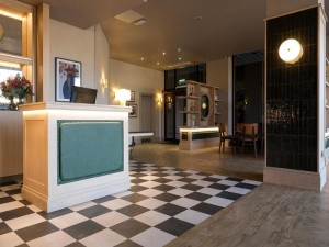  Vacation Hub International | Leonardo Royal Hotel Edinburgh - Formerly Jurys Inn Lobby