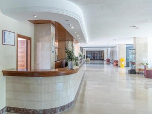  Vacation Hub International | CLUB CALA ROMANI Lobby