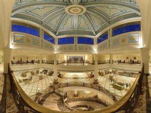  Vacation Hub International | IL Mercato Hotel & Spa Lobby