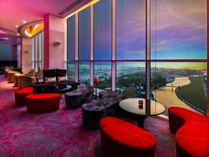  Vacation Hub International | V Hotel Dubai, Curio Collection by Hilton Lobby