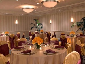  Vacation Hub International | Four Points by Sheraton Wakefield Boston Hotel & Conference Lobby