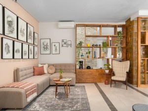  Vacation Hub International | Neighbourgood East City Lobby
