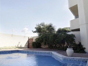  Vacation Hub International | Surfers Dream Lobby