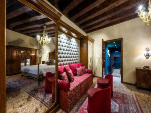  Vacation Hub International | Hotel Palazzo Priuli Lobby