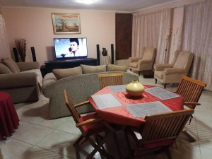  Vacation Hub International | JJP SELF CATERING - Three bedroom house Lobby